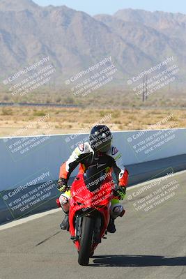 media/Apr-10-2022-SoCal Trackdays (Sun) [[f104b12566]]/Around the Pits/